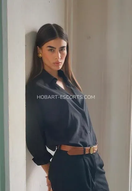 Hobart escorts Yvonne — 5