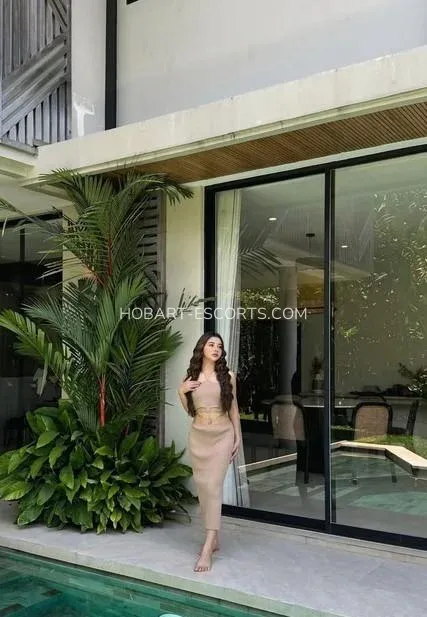 Hobart escorts Sara — 1