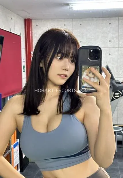 Hobart escorts Fernanda — 3