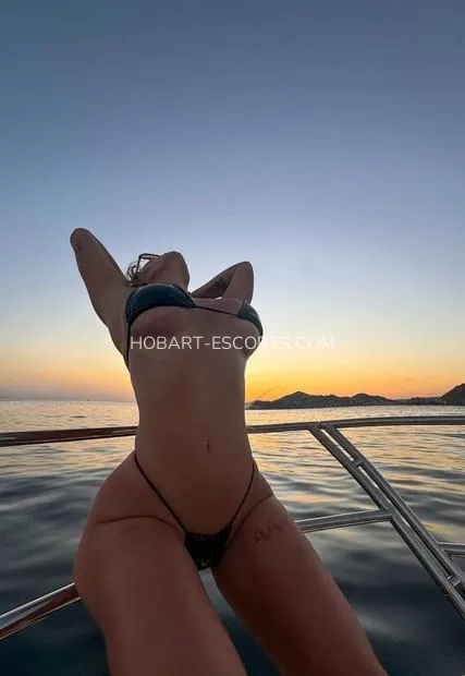 Hobart escorts Agneta — 2