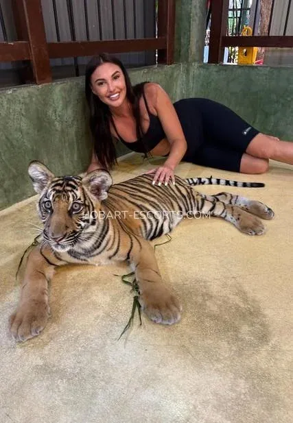 Hobart escorts Alexandra — 6