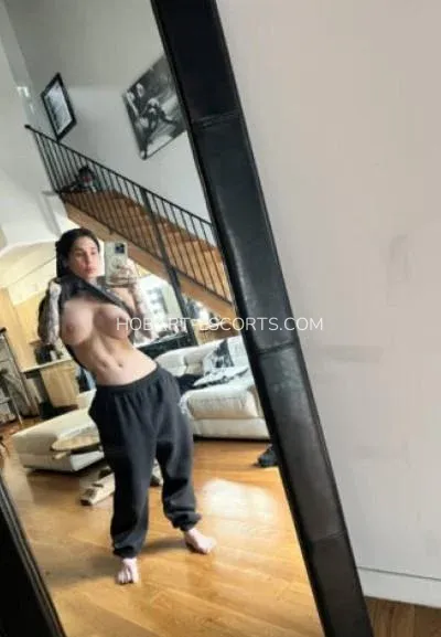 Hobart escorts Amaya — 4