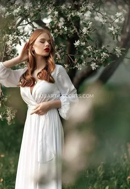 Hobart escorts Rylee — 1