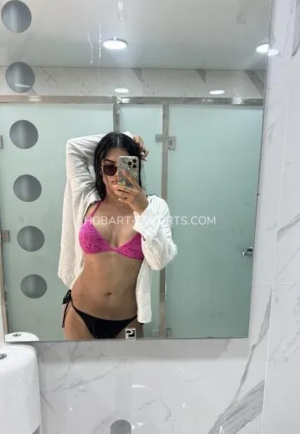 Hobart escorts Amanda — 7