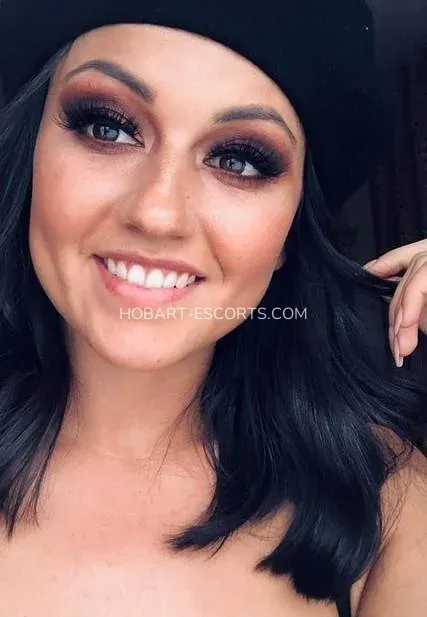 Hobart escorts Agnes — 3