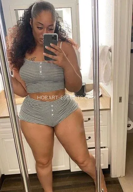 Hobart escorts Madeline — 3