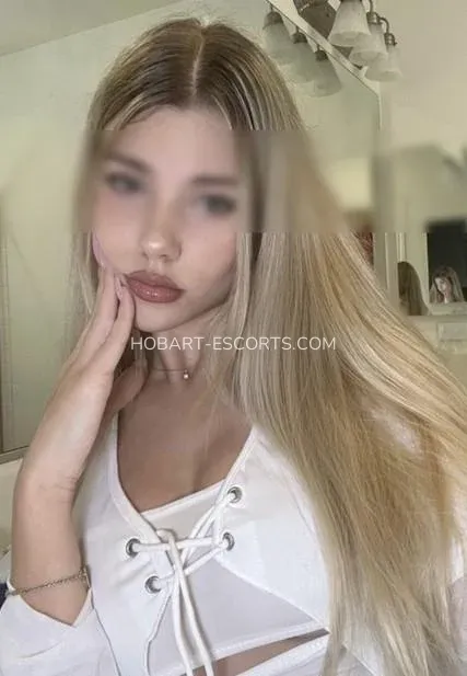 Hobart escorts Reese — 5