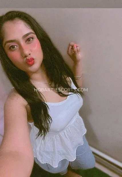 Escort djevojka Flora - Hobart