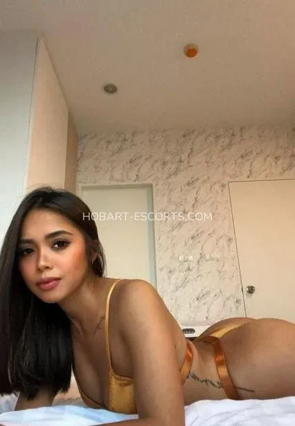 Hobart escorts Daniela — 1