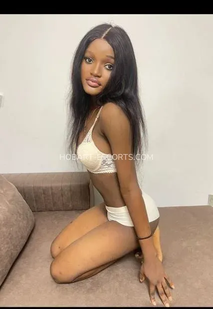 Hobart escorts Isaura — 1