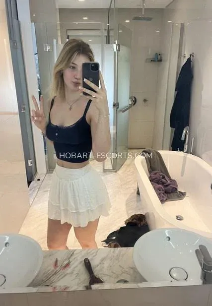 Hobart escorts Katie — 1