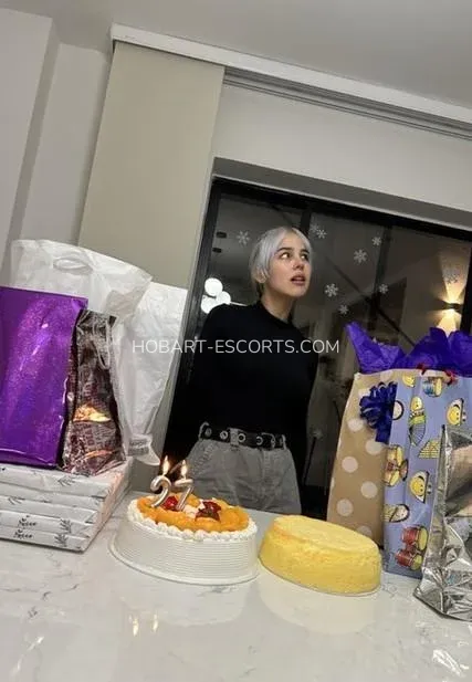 Hobart escorts Siv — 3