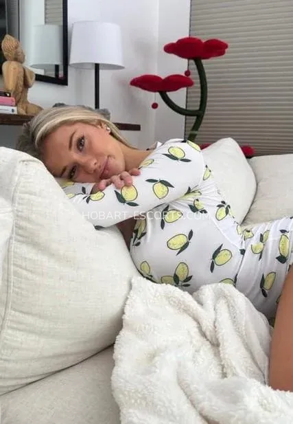 Hobart escorts Elvira — 5