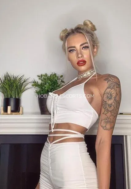 Hobart escorts Berta — 4