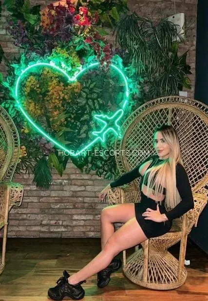 Hobart escorts Nicole — 3