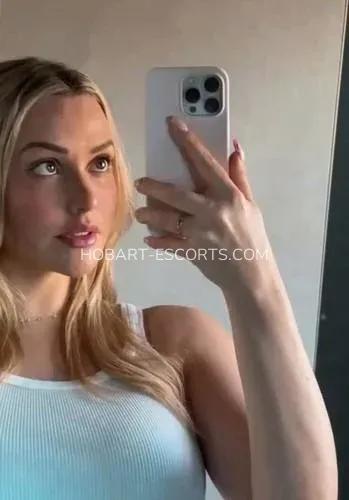 Hobart escorts Viviana — 1
