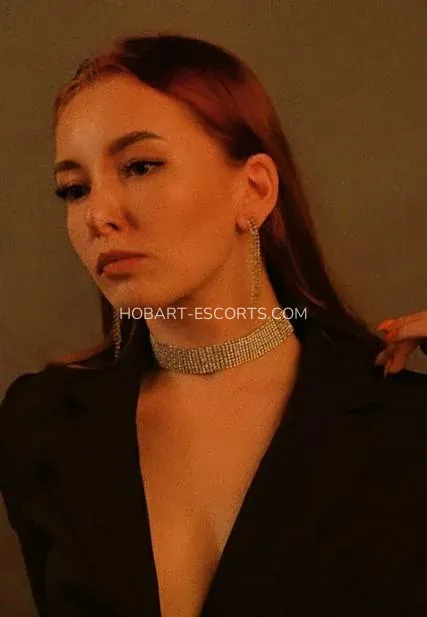 Hobart escorts Louise — 1