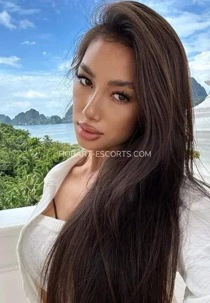 Hobart escorts Mafalda — 7