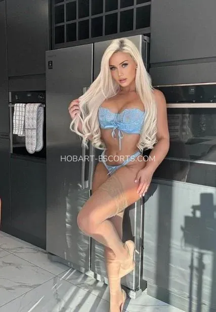 Hobart escorts Makenna — 8