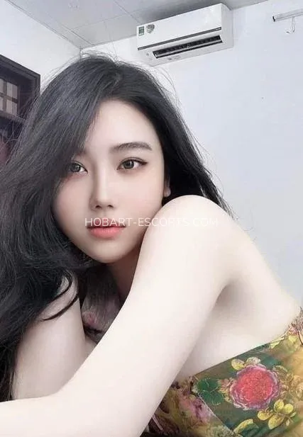 Hobart escorts Silvia — 6