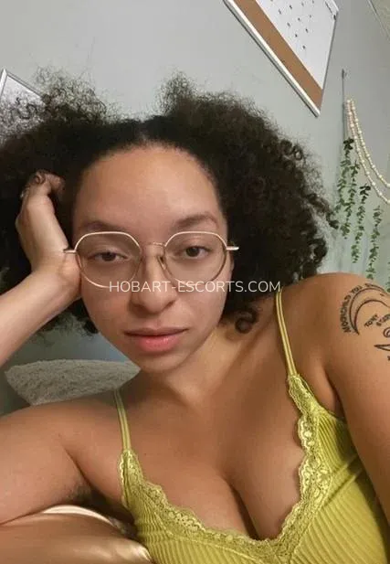 Hobart escorts Kelsey — 4