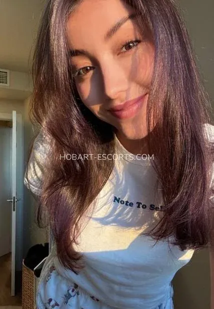 Hobart escorts Sara — 1