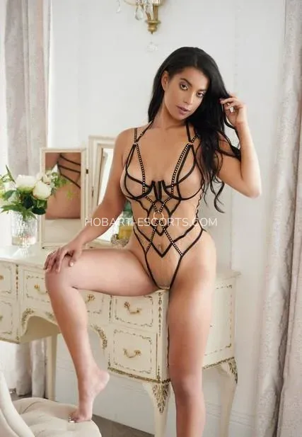 Hobart escorts Makayla — 10