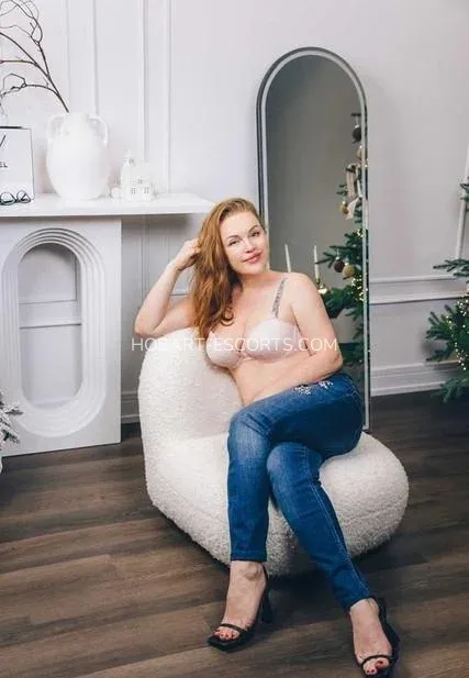 Hobart escorts Makenzie — 5