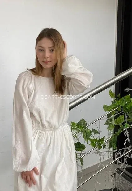 Hobart escorts Kelsey — 4