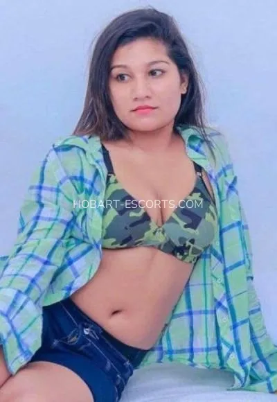 Hobart escorts Åsa — 2