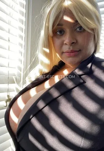 Hobart escorts Karin — 5