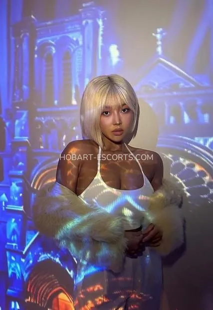 Hobart escorts sophia