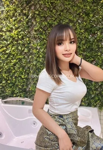 Hobart escorts Nathalie — 3