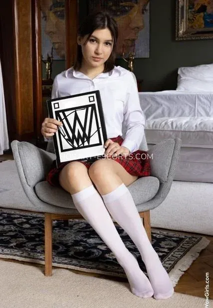 Hobart escorts Anna — 3