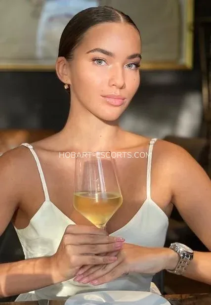 Hobart escorts Breanna — 5