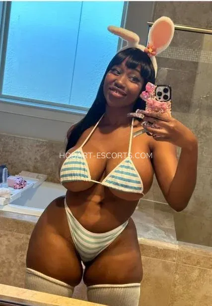 Hobart escorts Elsa — 7