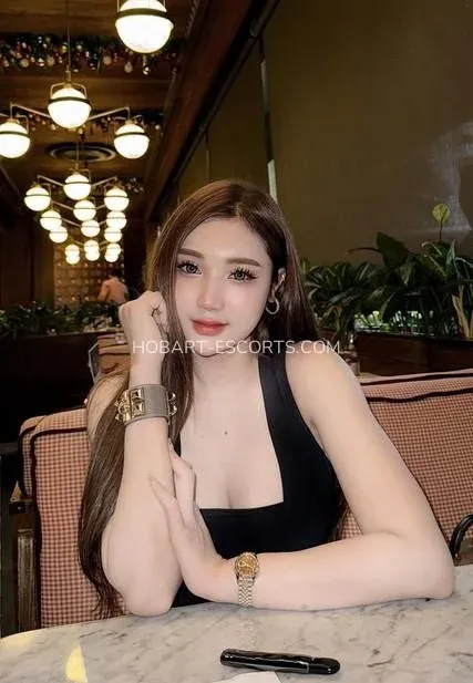 Hobart escorts Anneli — 3