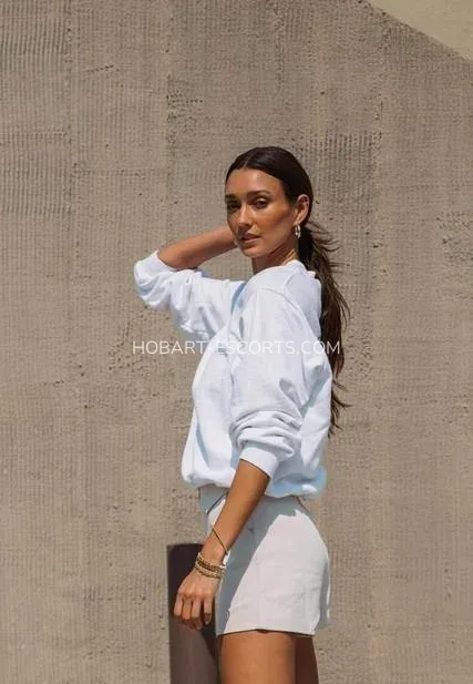 Hobart escorts Eva — 5