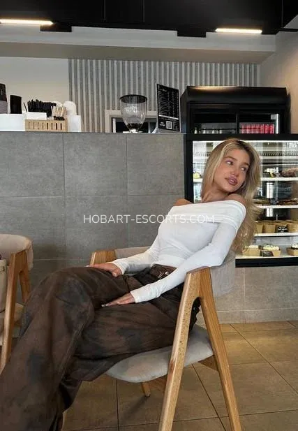 Hobart escorts Nadia — 1