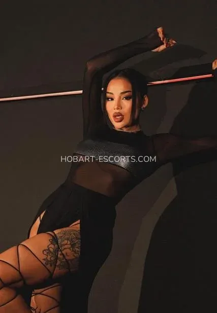 Hobart escorts Karolina — 5