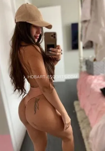 Hobart escorts Jocelyn — 3
