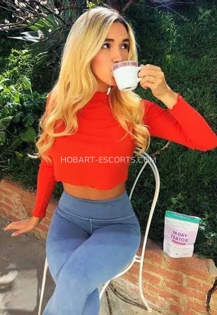 Hobart escorts lisa