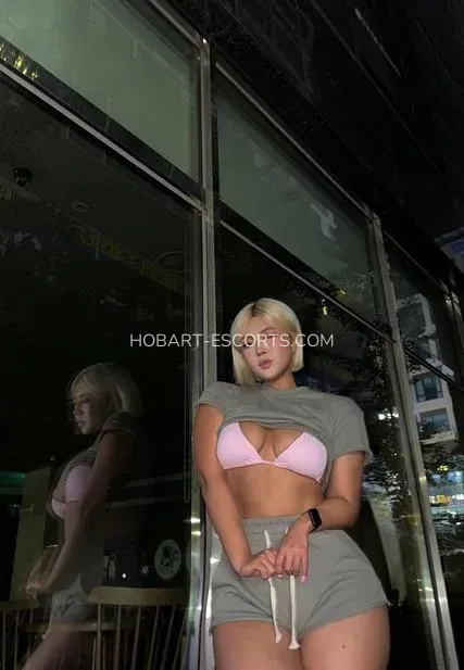 Hobart escorts Malin — 4