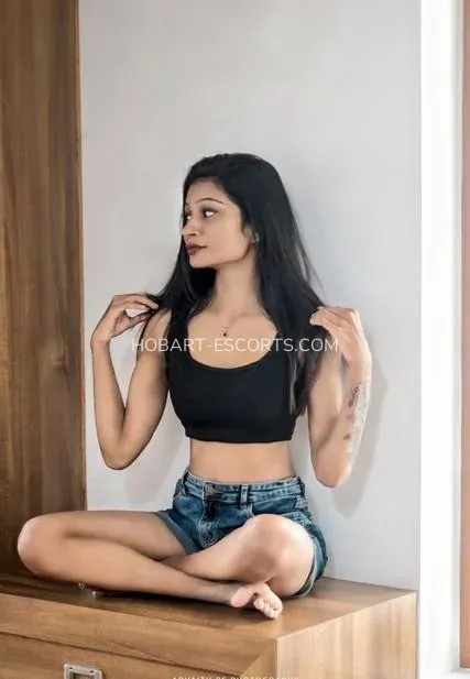 Hobart escorts Brianna — 4