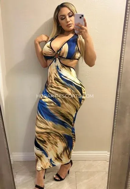 Hobart escorts Malin — 3