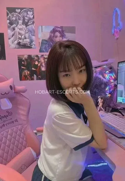 Hobart escorts Therese — 3