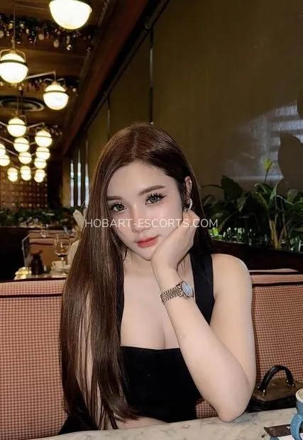 Hobart escorts anneli