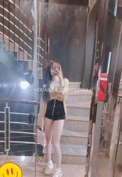 Hobart escorts Ciara — 3