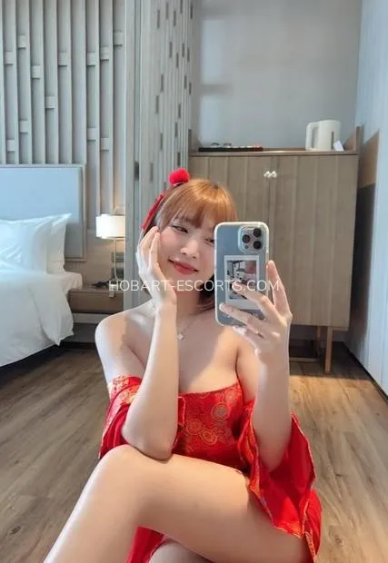 Hobart escorts oriana