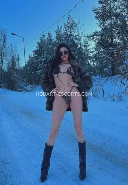 Hobart escorts Mariah — 6